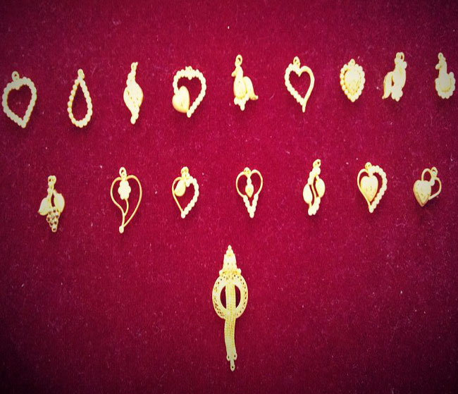 gold ornaments kunnamkulam
